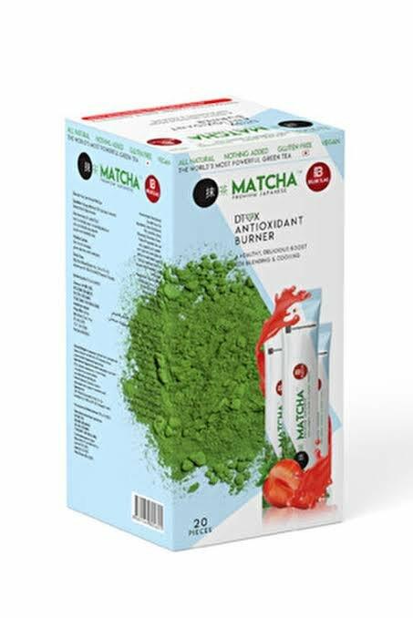 "ماتشا بريميوم ياباني" (Premium Japanese Matcha) بنكهة الفراولة